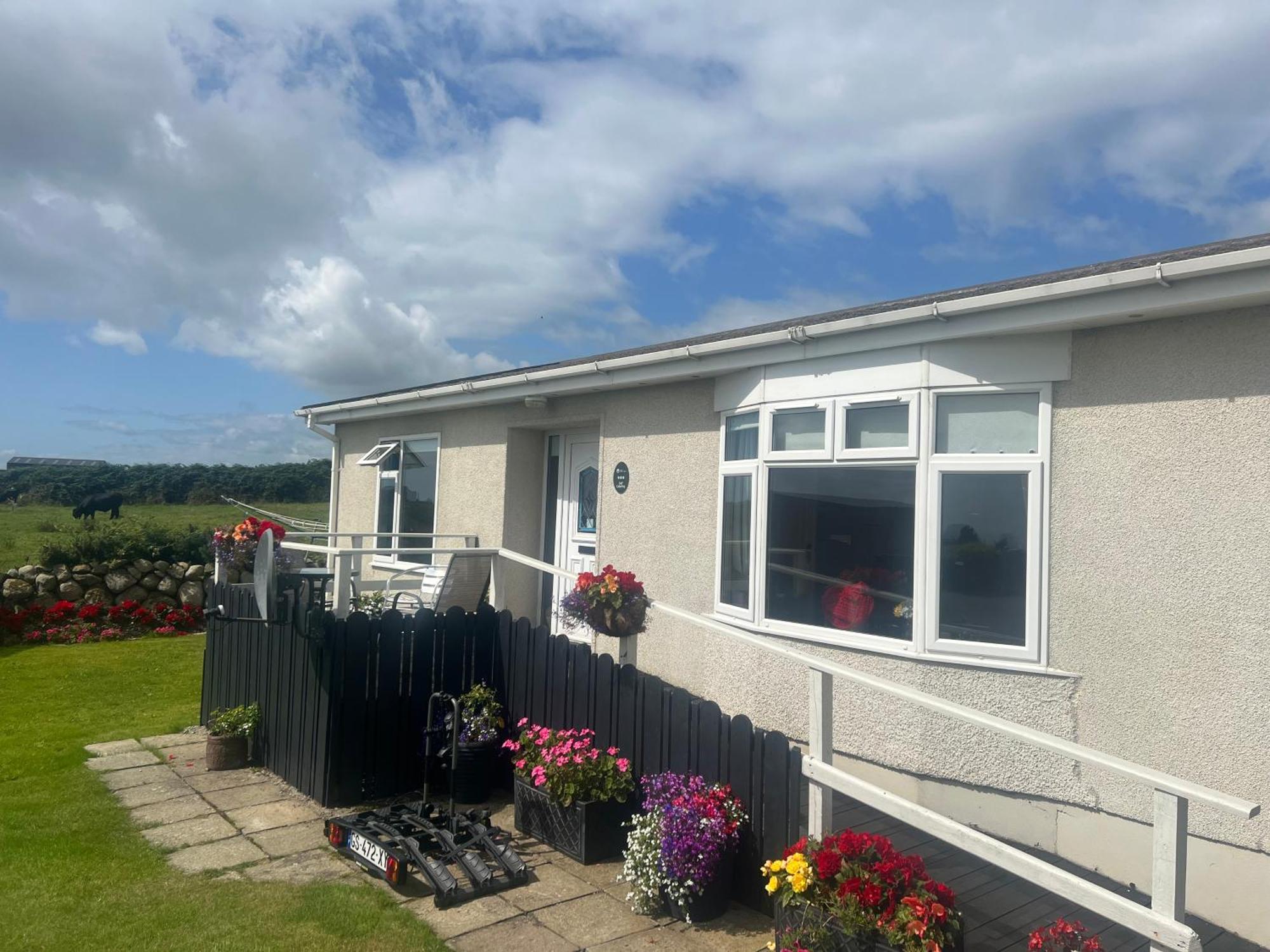 Moneydarragh Cottage Annalong Esterno foto